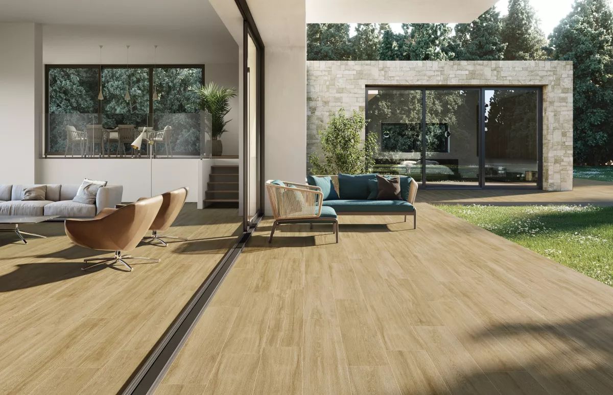 Romance Roble Antislip 24.8X150 - Keraben - Terraços Pavimento Romance Adz 150x24.8 - Emisan Azulejos